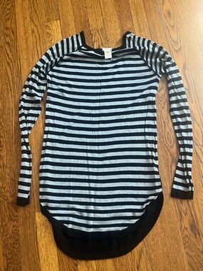 Striped Long Sleeve Sweater - Black & Gray